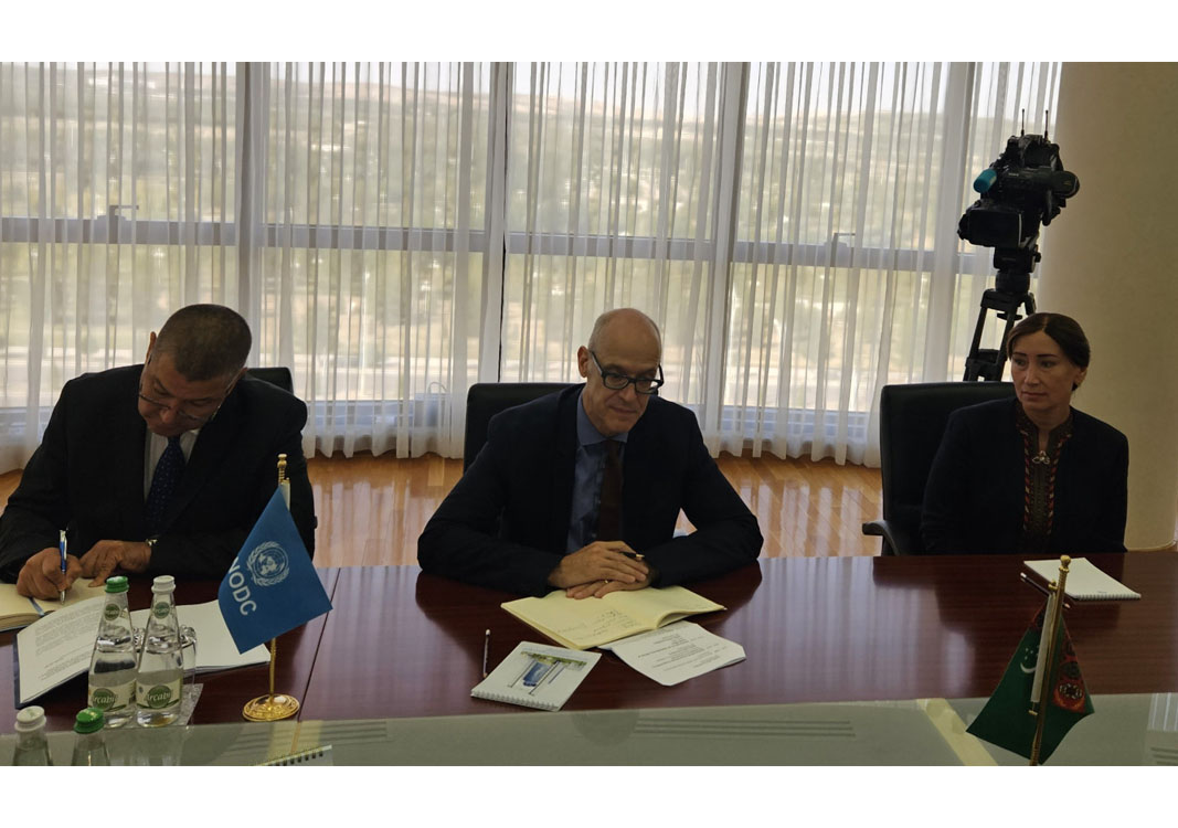 Türkmenistan bilen UNODC-nyň arasyndaky hyzmatdaşlygyň meseleleri ara alnyp maslahatlaşyldy