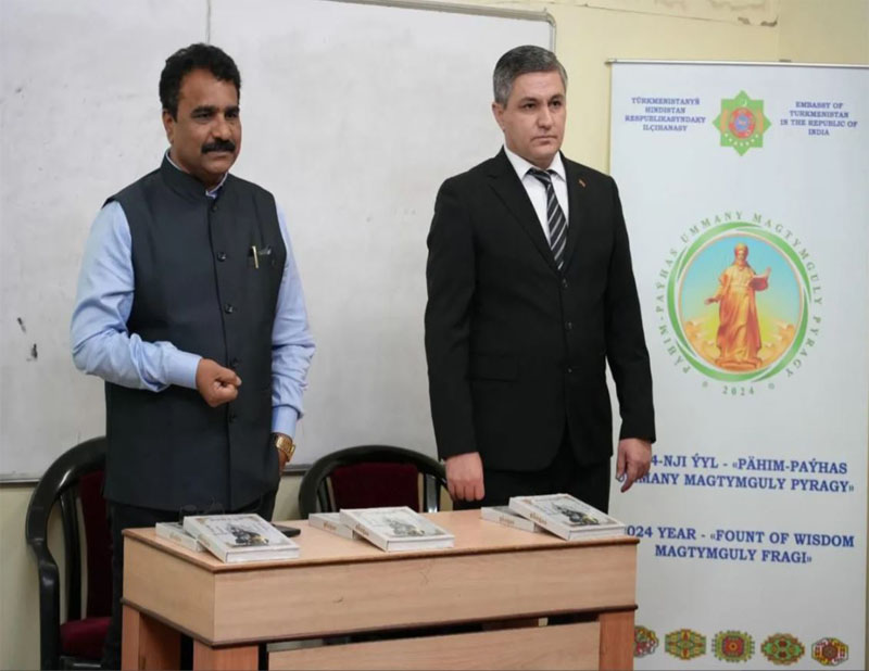 Türkmenistanyň Hindistandaky ilçihanasy Haýdarabat we Pune şäherlerindäki uniwersitetlerde duşuşyk geçirdi